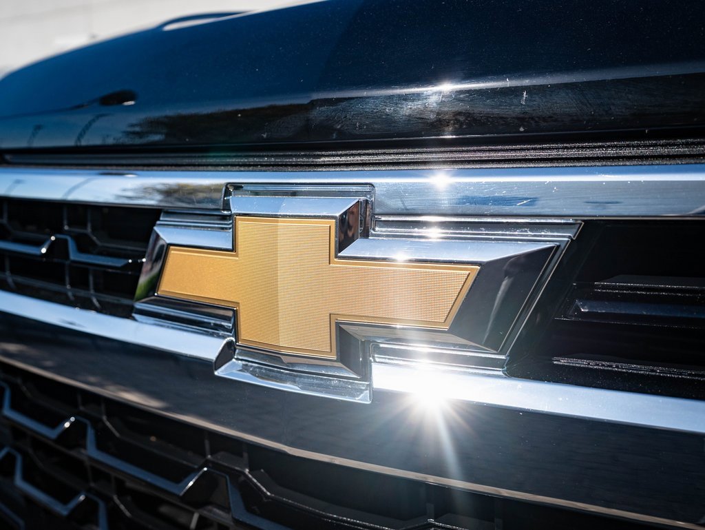 Used 2022 Chevrolet Silverado 1500 LT image 3