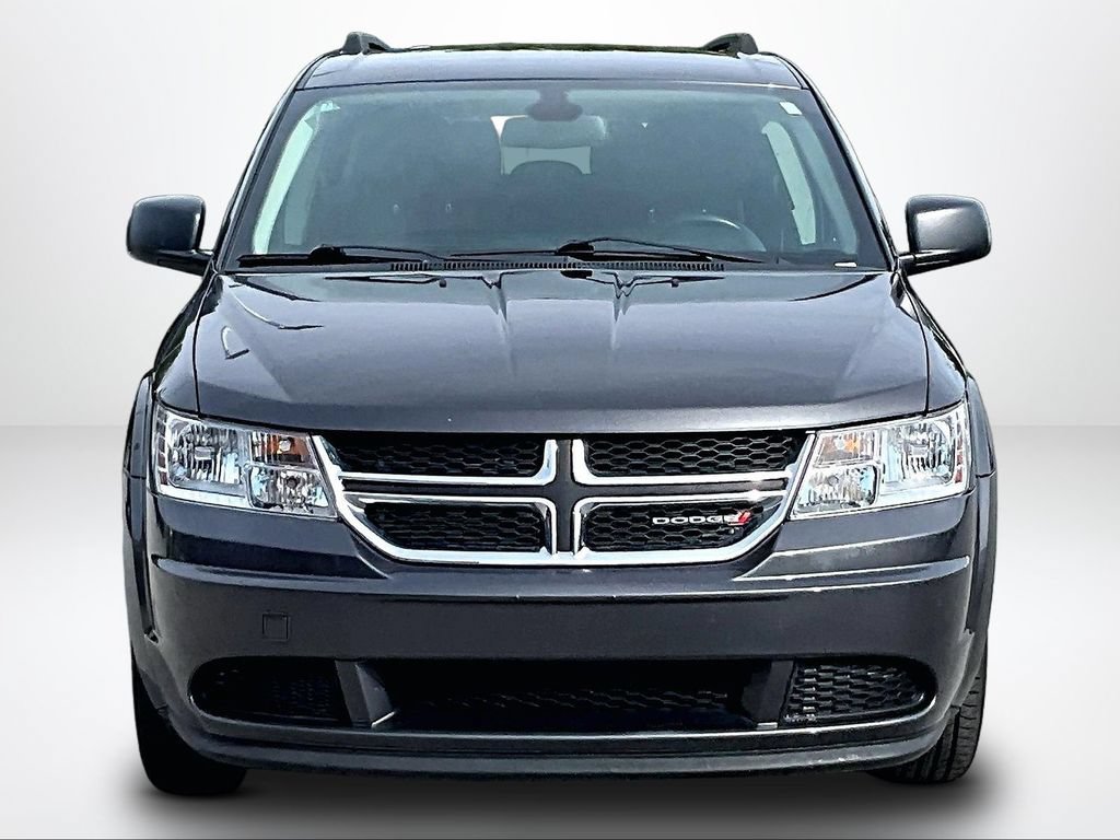 Used 2019 Dodge Journey SE FWD image 4