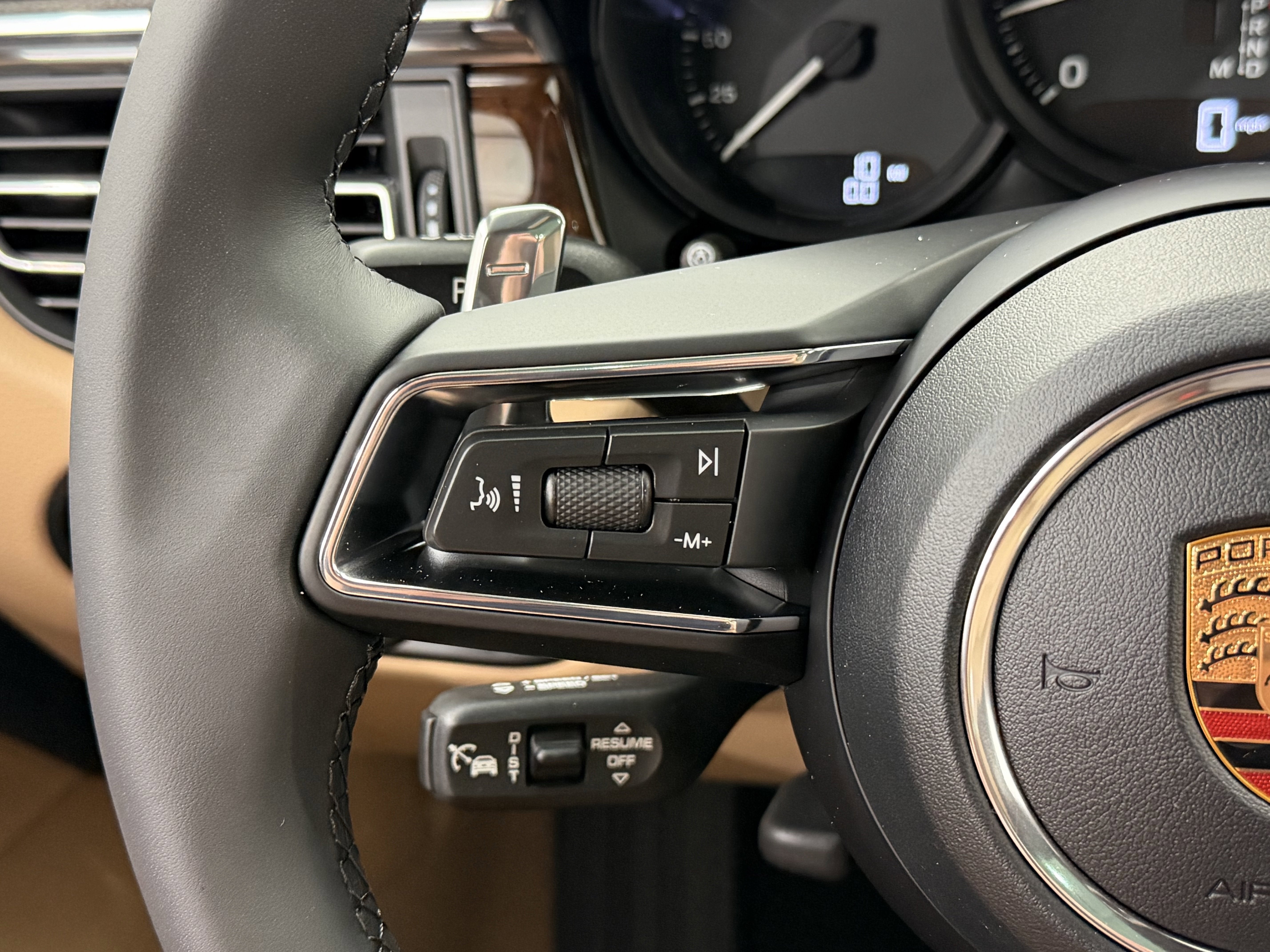 New 2026 Porsche Macan image 47