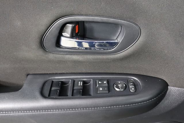 Used 2018 Honda HR-V LX image 21