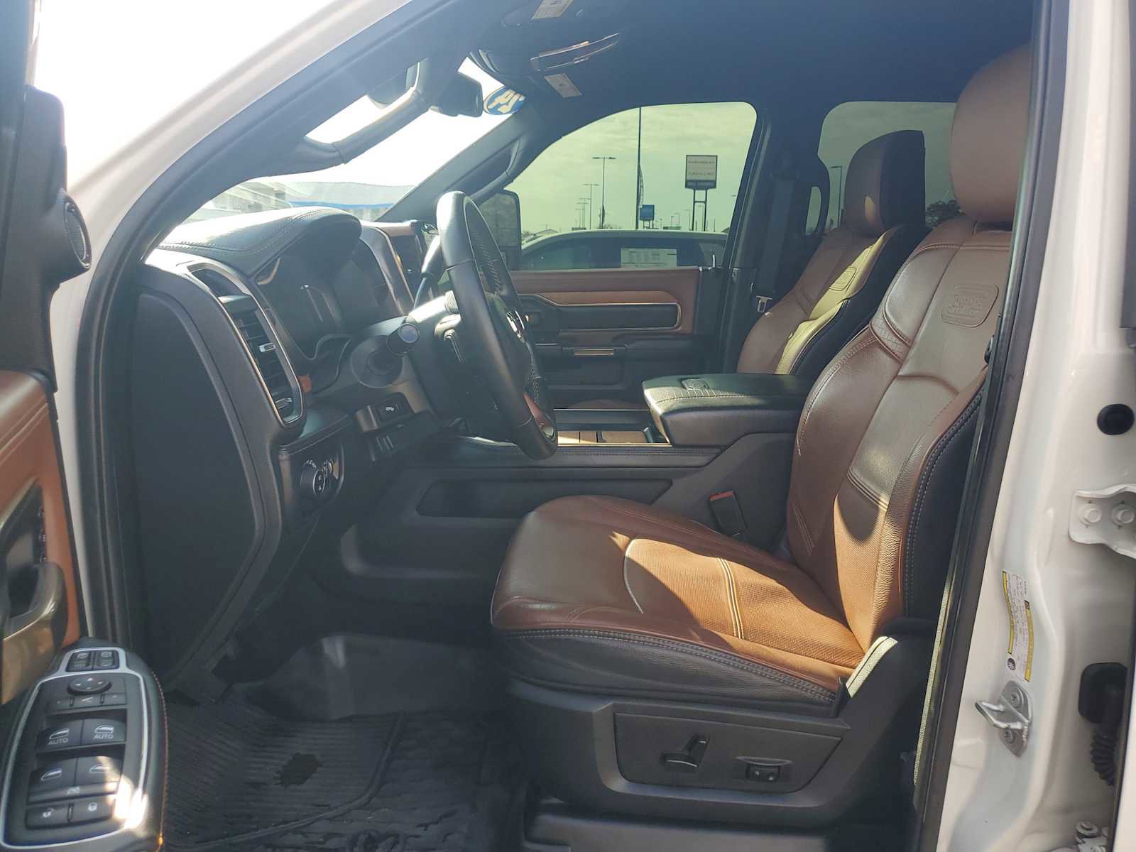 Used 2024 RAM 2500 Limited image 14