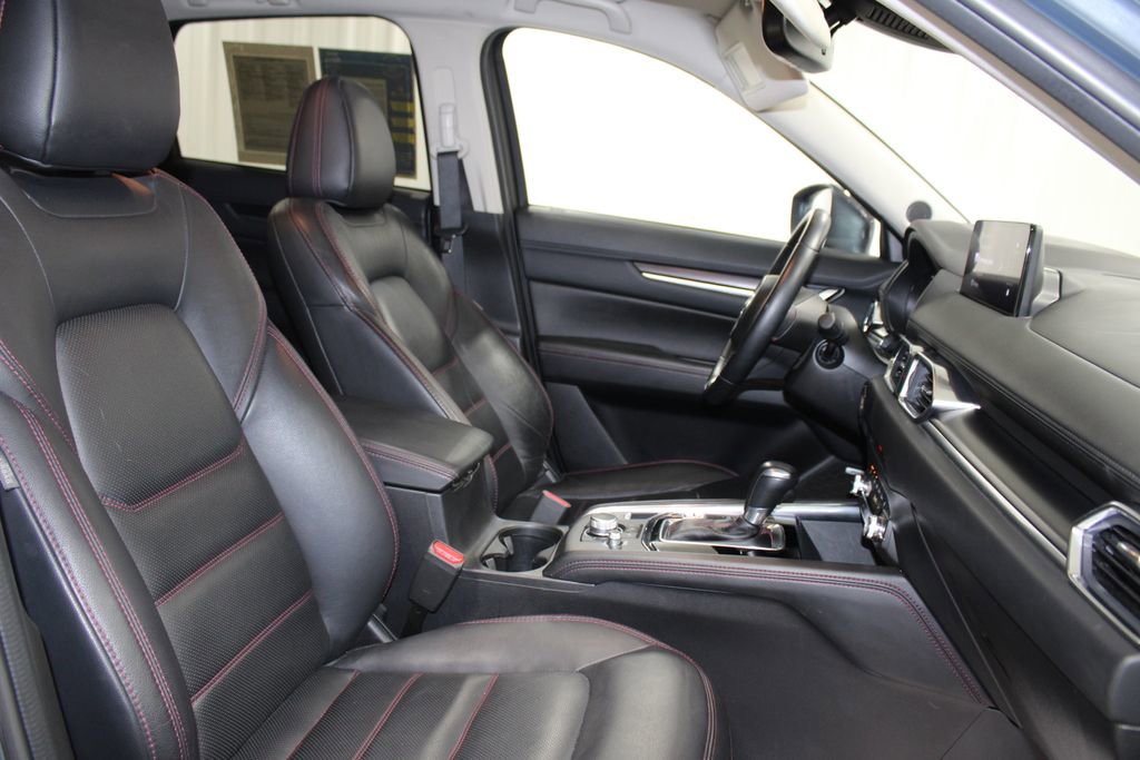 Used 2024 MAZDA CX-5 Carbon Edition image 33