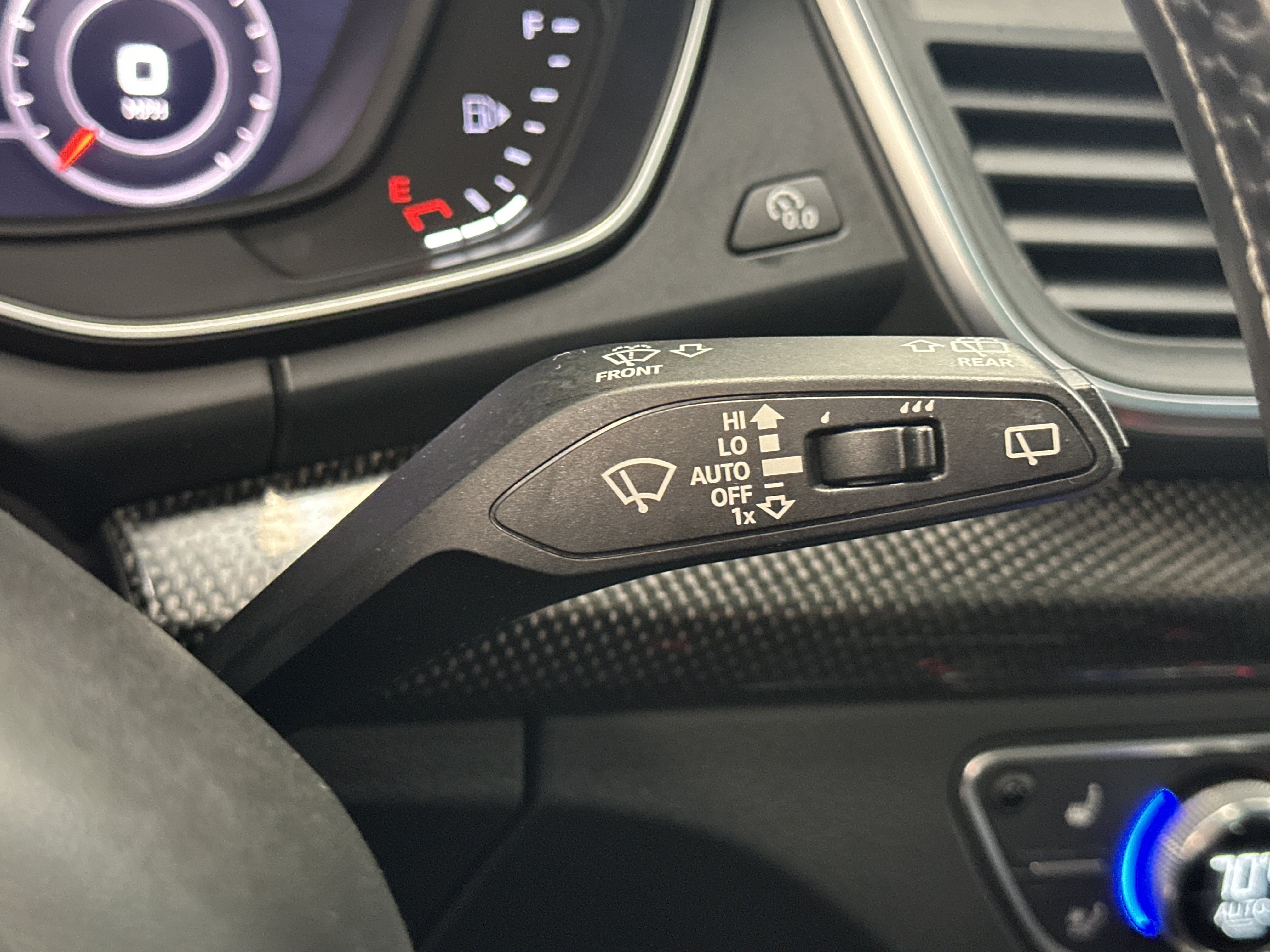 Used 2019 Audi SQ5 Premium Plus w/ Premium Plus Package image 37