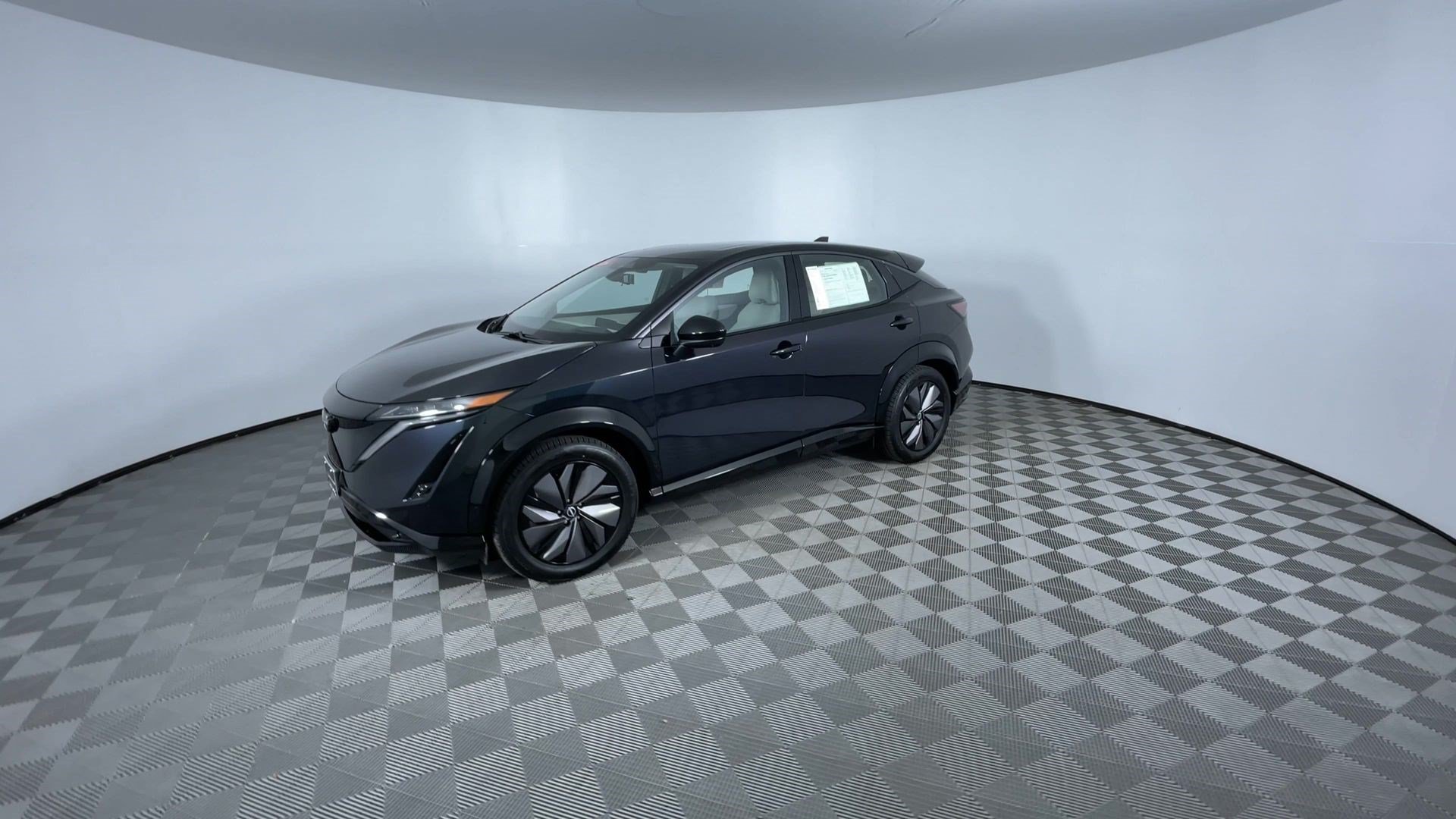 Certified 2024 Nissan Ariya AWD image 4