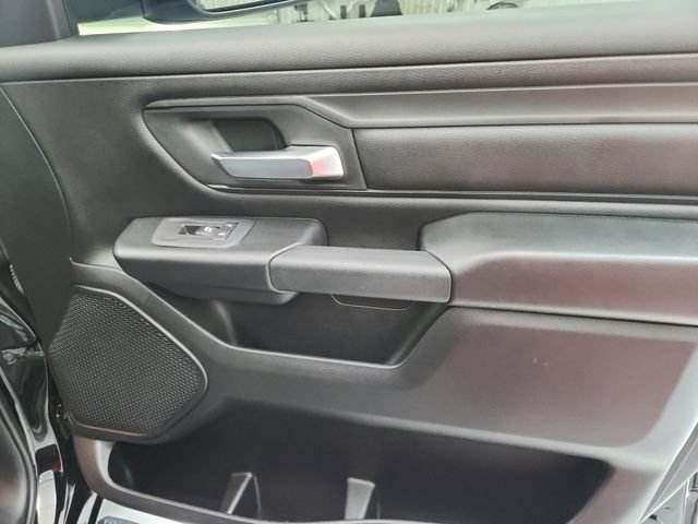 Used 2025 RAM 1500 Tradesman AWD/4WD image 39