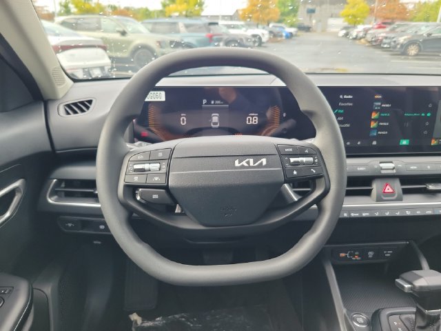 New 2026 Kia K4 FWD image 9
