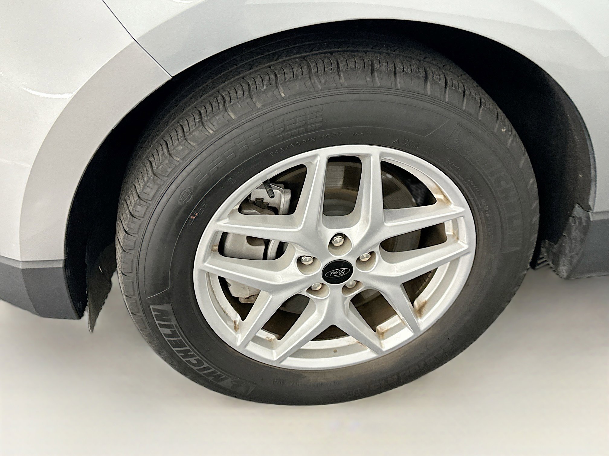 Used 2024 Ford Edge SEL image 11