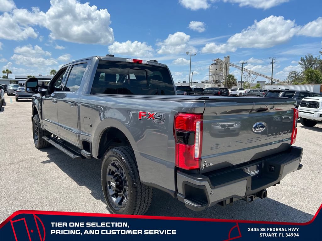 Used 2024 Ford F250 4x4 Crew Cab Super Duty image 7