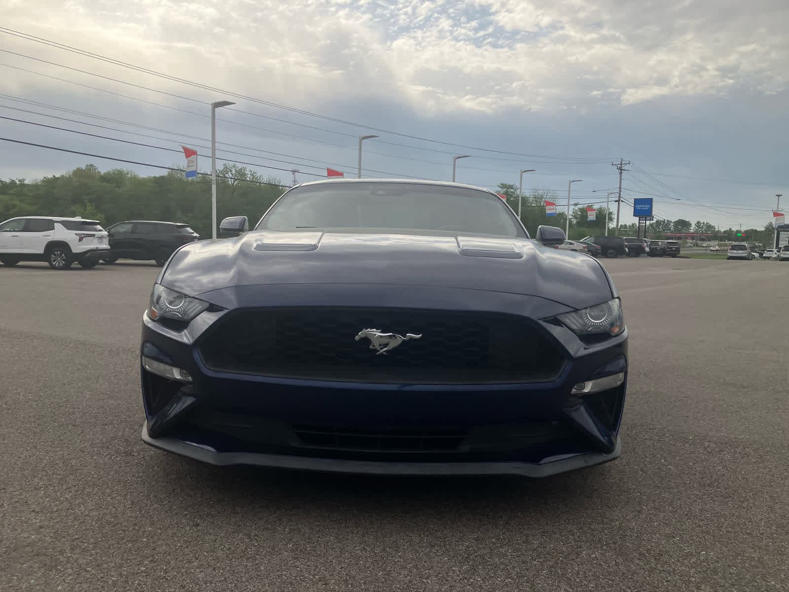 Used 2018 Ford Mustang Premium w/ Ecoboost Performance Package RWD image 2