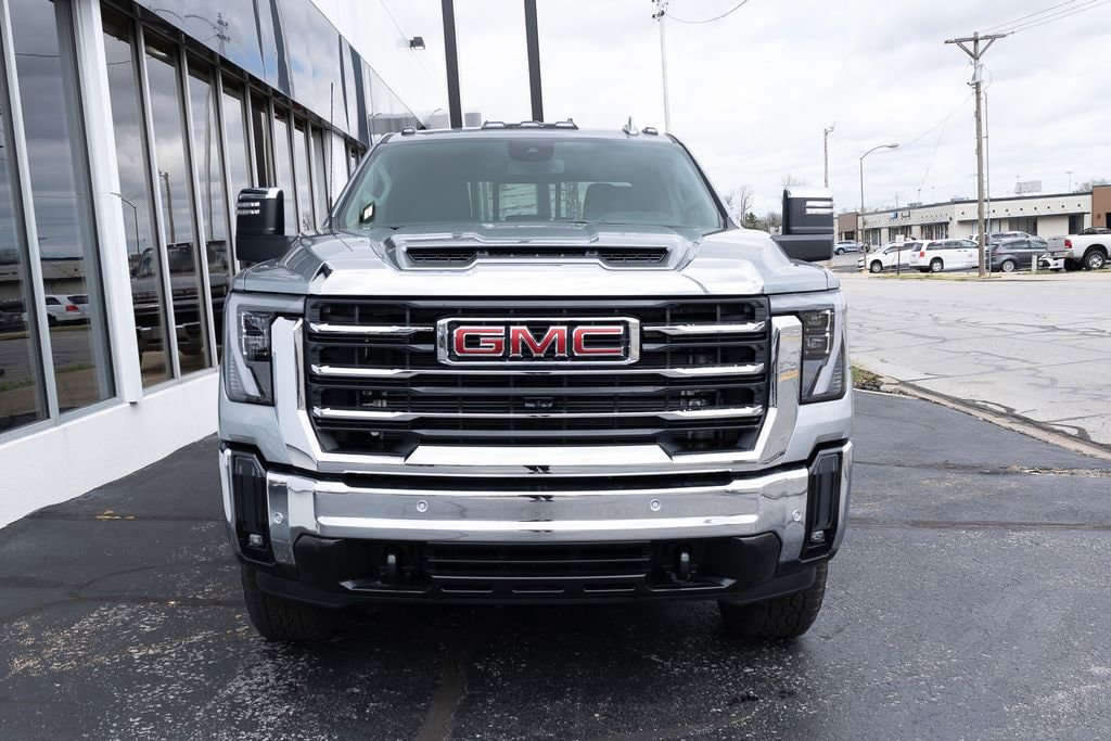 New 2026 GMC Sierra 2500 SLT w/ SLT Premium Package AWD/4WD image 11