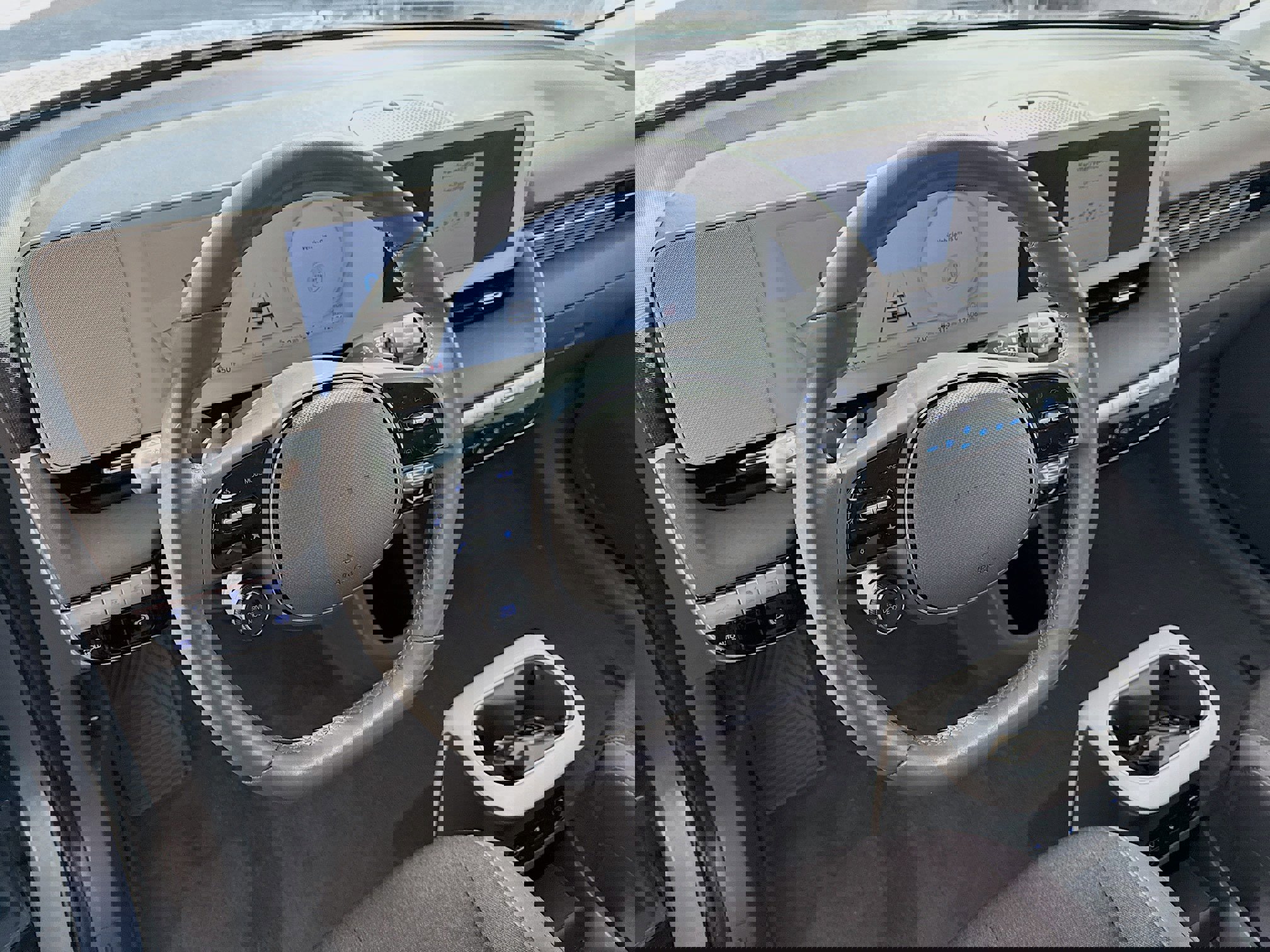 Used 2024 Hyundai Ioniq 5 SEL image 23