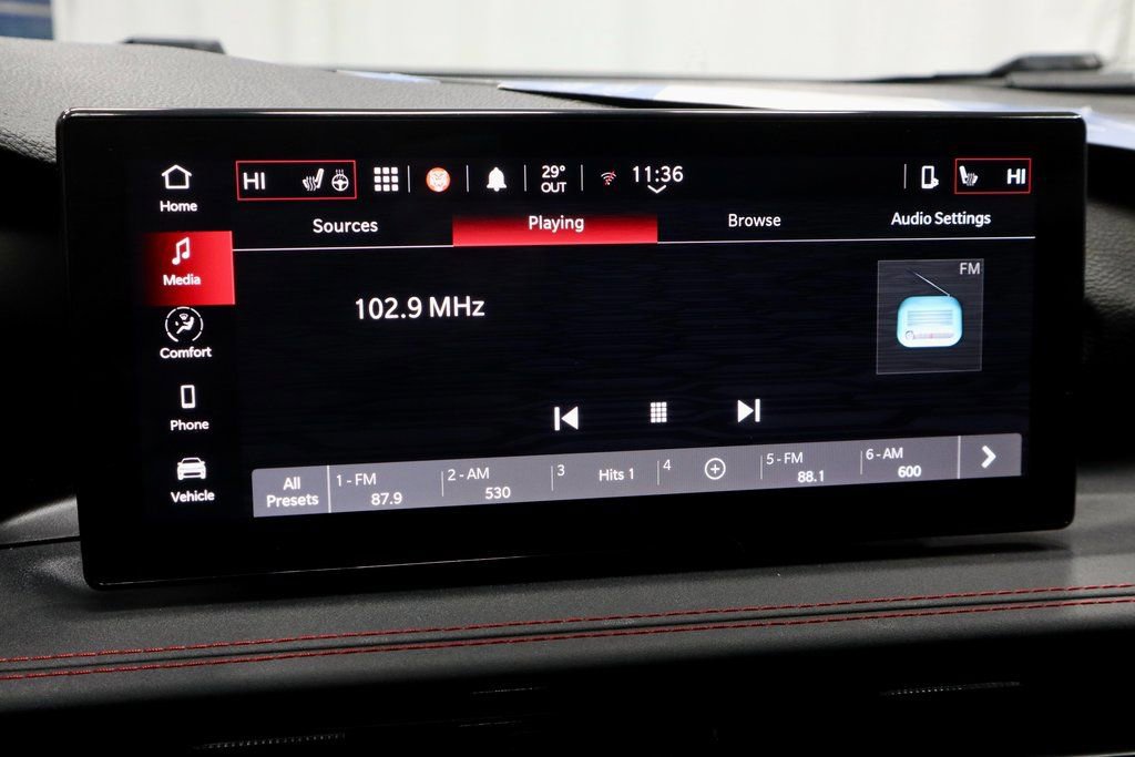 Used 2024 Dodge Hornet R/T image 3