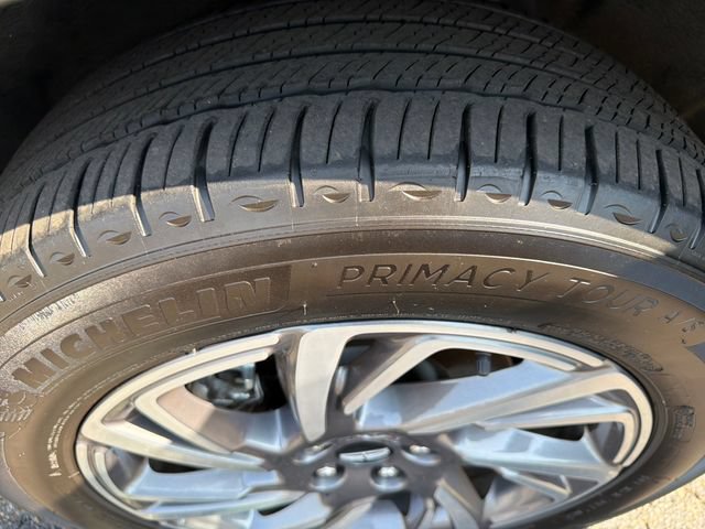 Used 2023 Lincoln Corsair AWD w/ Equipment Group 101A image 33