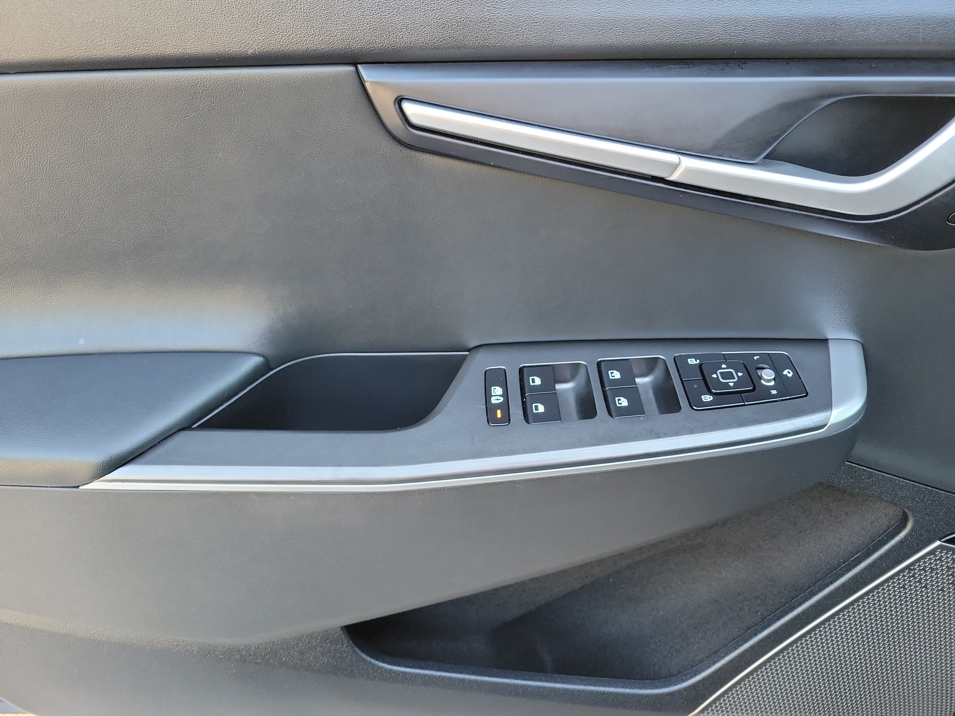 Certified 2024 Kia EV6 Wind RWD image 13