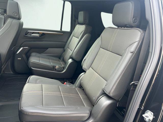 New 2026 Chevrolet Suburban High Country AWD/4WD image 14