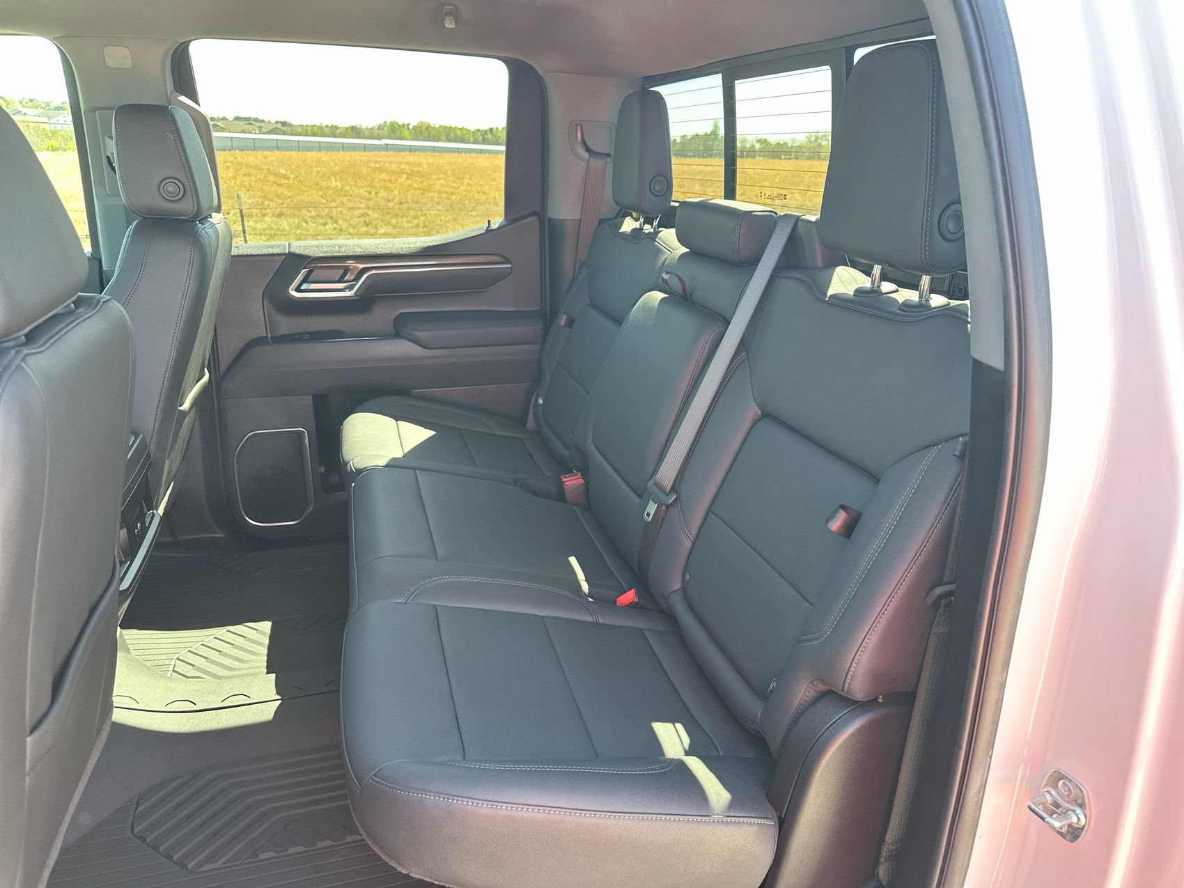 Used 2026 Chevrolet Silverado 1500 LT Trail Boss w/ LT Trail Boss Premium Package AWD/4WD image 22