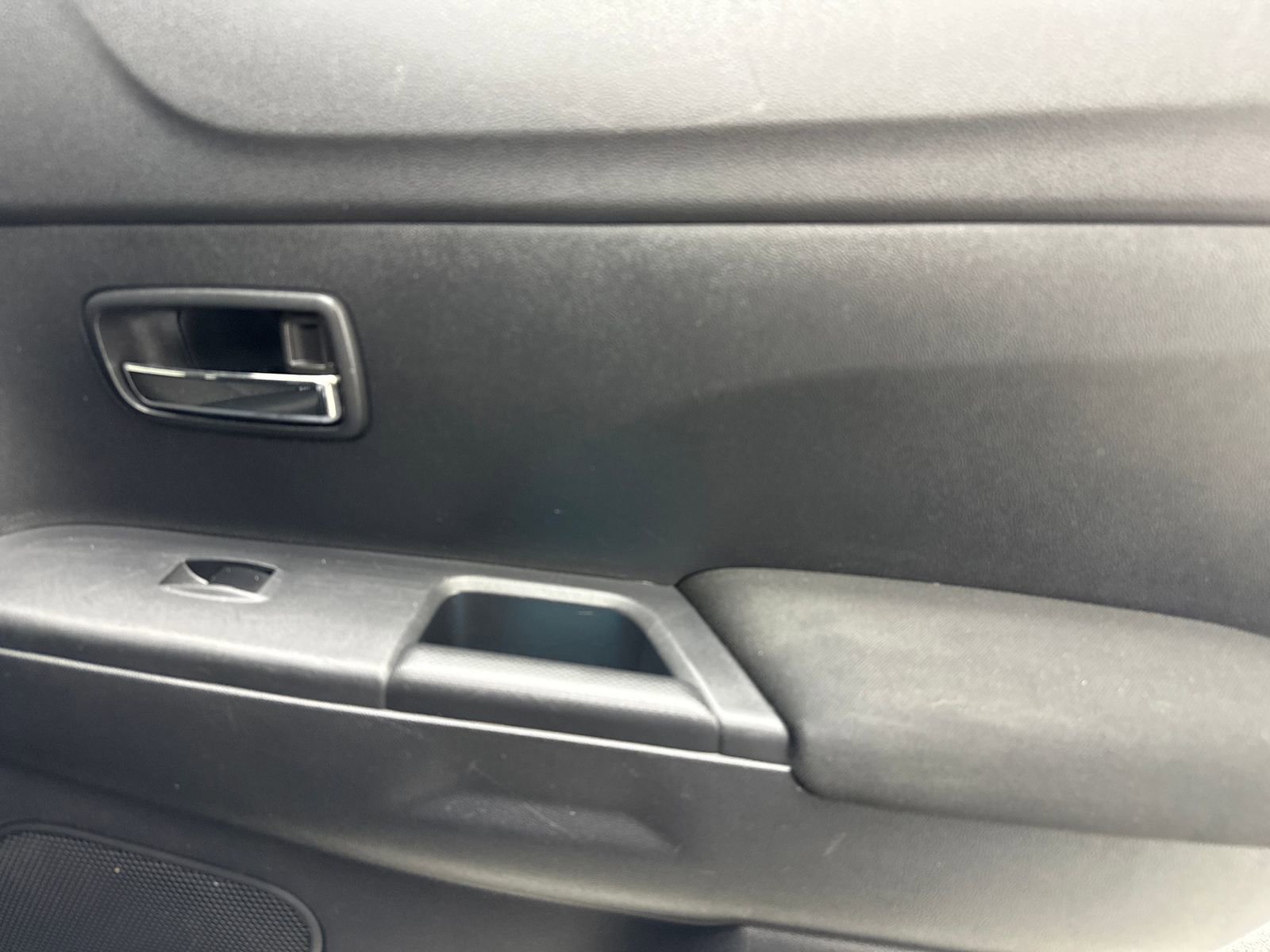 Used 2020 Mitsubishi Outlander Sport ES FWD image 45