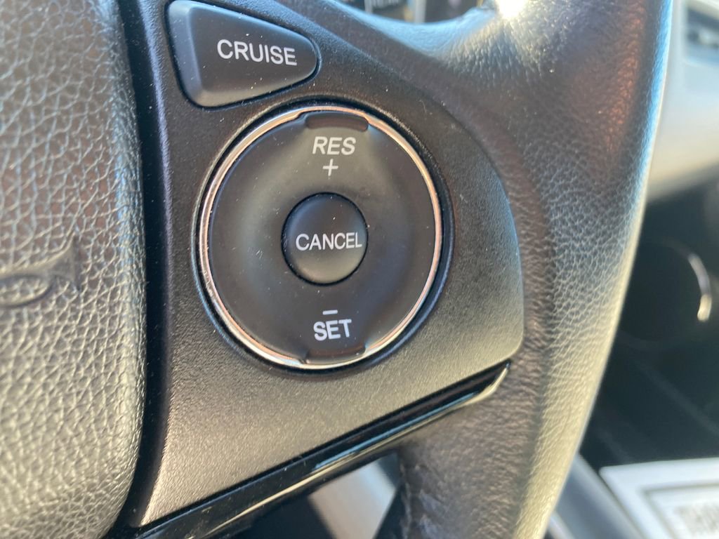 Used 2017 Honda HR-V EX-L image 43