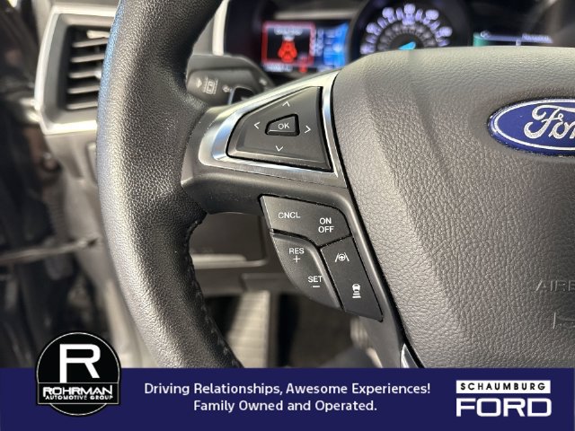 Used 2020 Ford Edge Titanium w/ Class II Trailer Tow Package AWD/4WD image 13