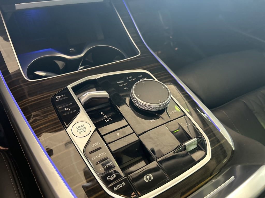 Used 2025 BMW X7 xDrive40i image 60