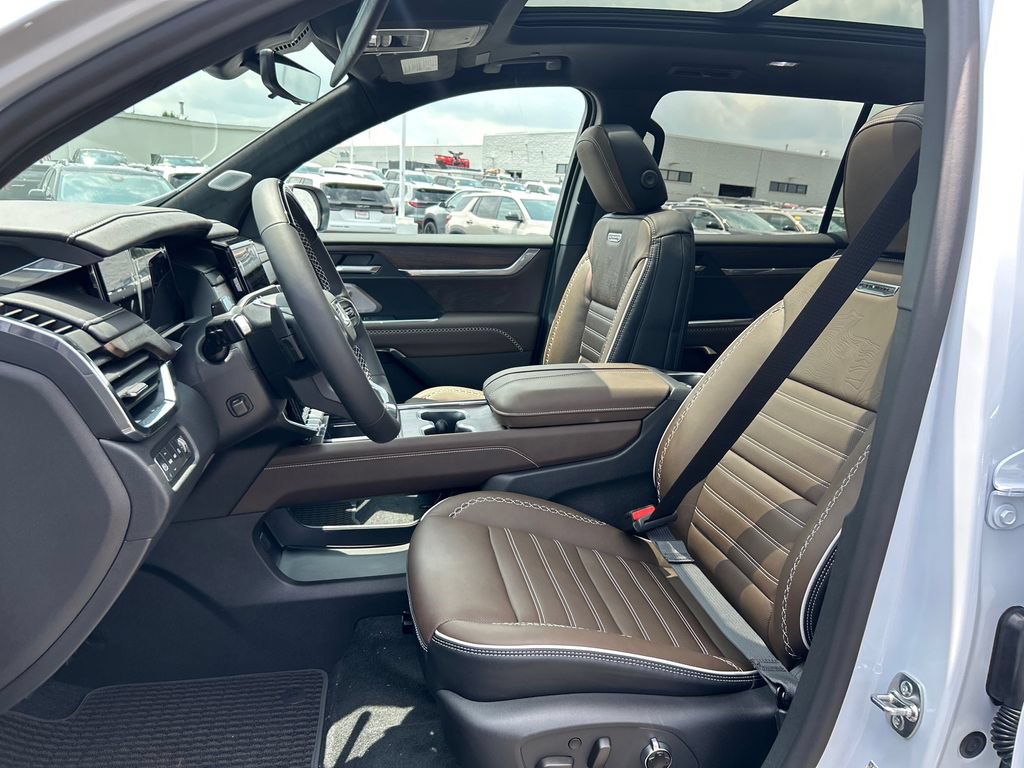 New 2026 GMC Acadia Denali Ultimate AWD/4WD image 16