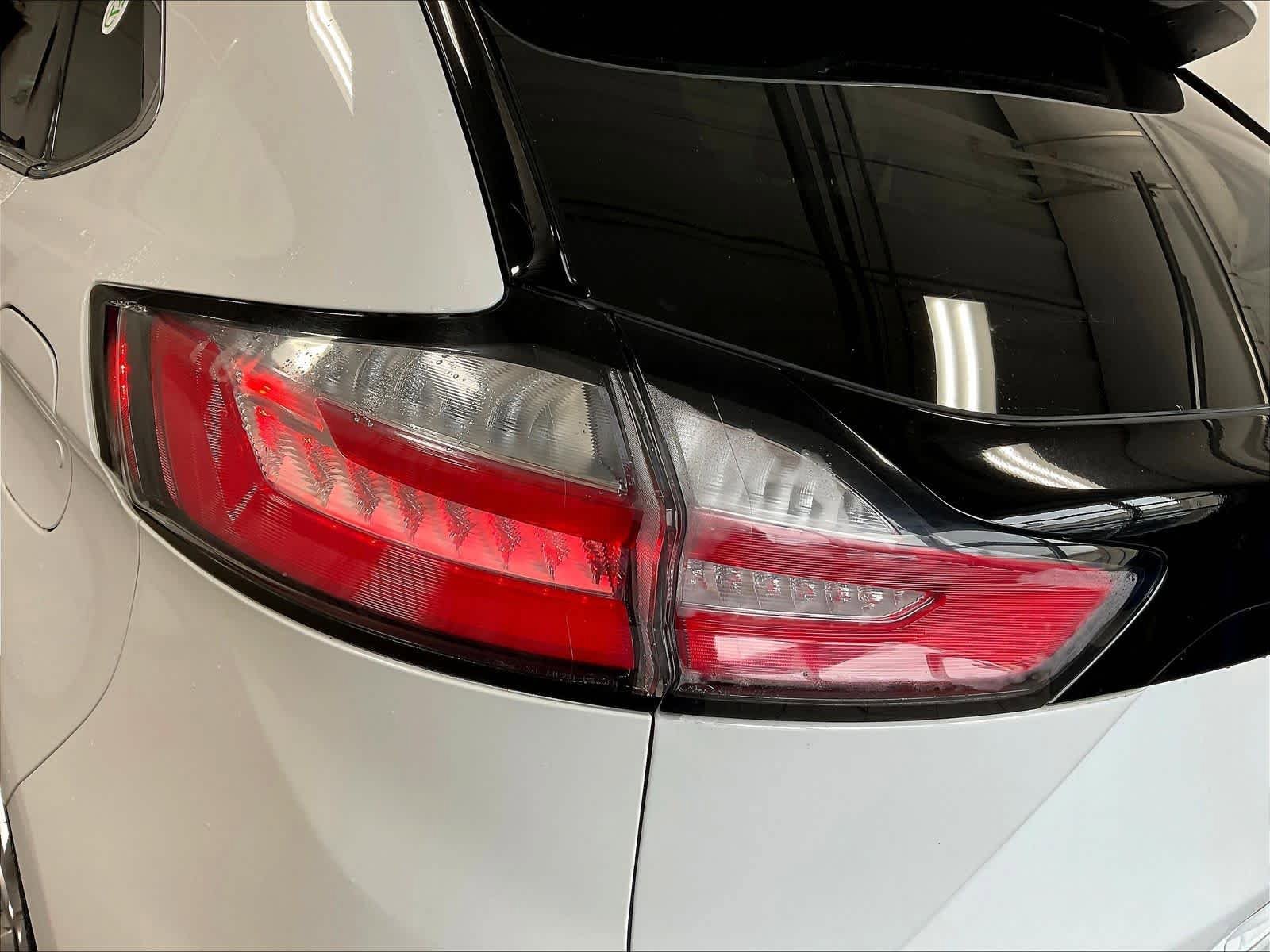 Used 2023 Ford Edge SEL image 33