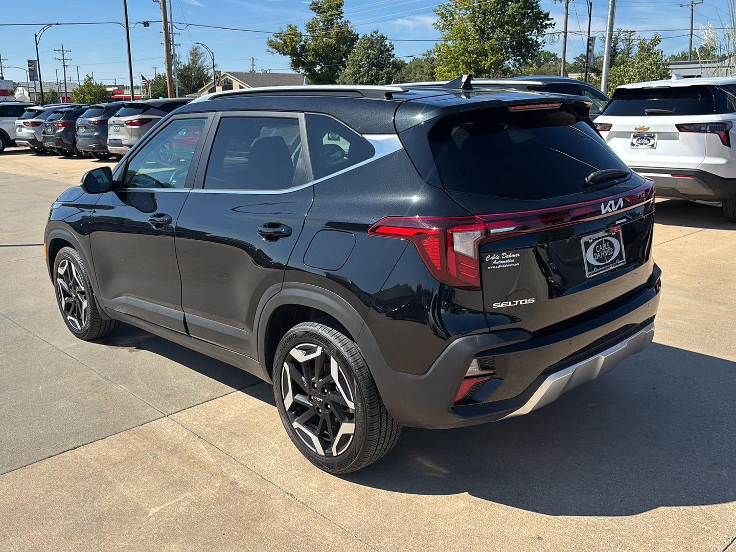 Used 2025 Kia Seltos SX AWD/4WD image 4
