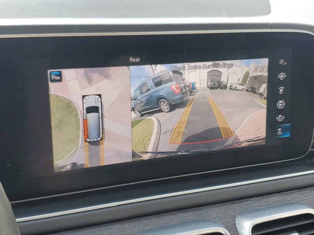 Used 2020 Mercedes-Benz GLS 450 4MATIC image 29