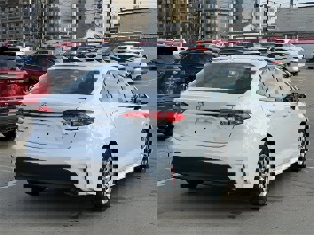 Used 2024 Toyota Corolla LE image 4