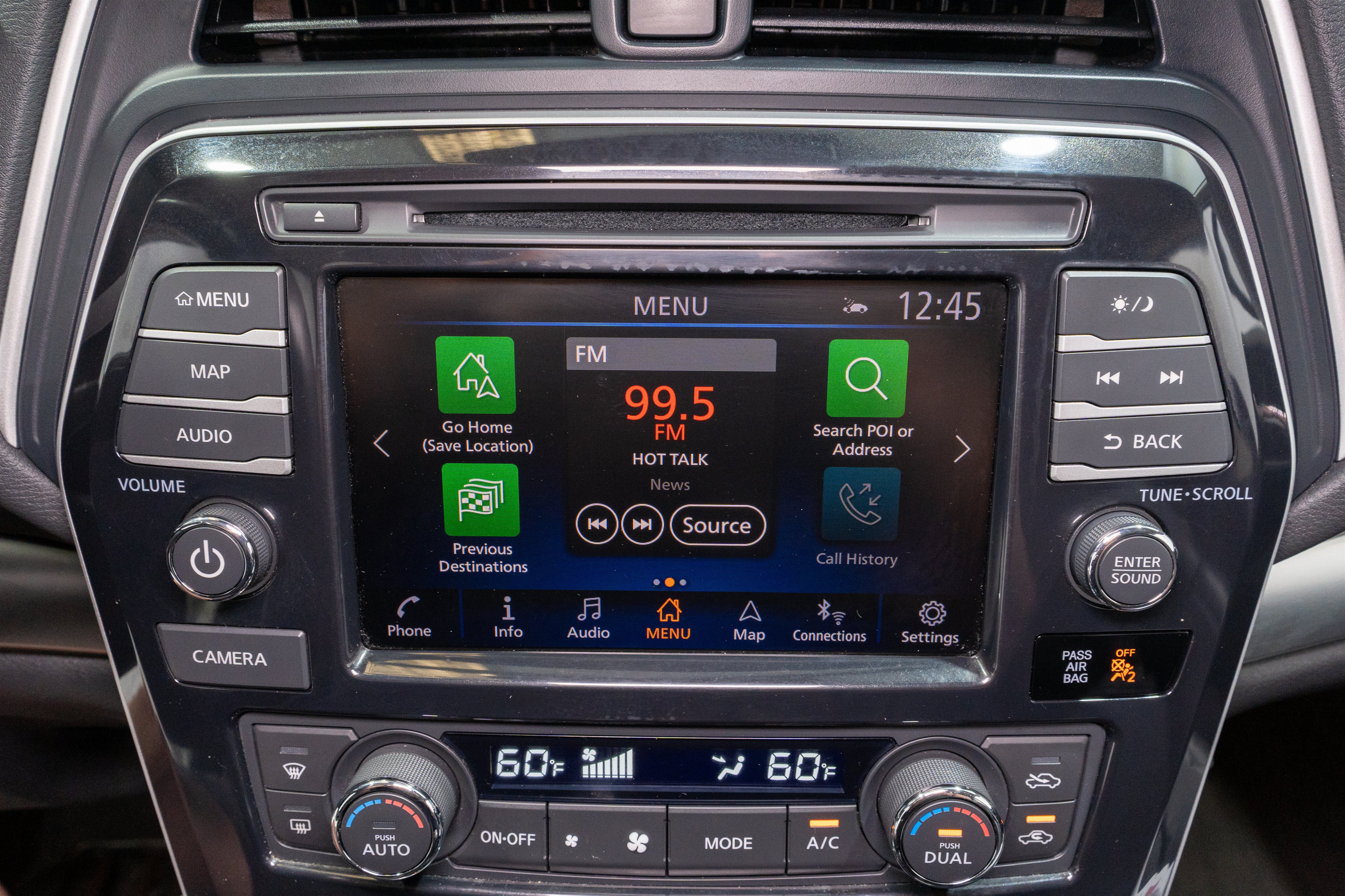 Used 2023 Nissan Maxima SL FWD image 17