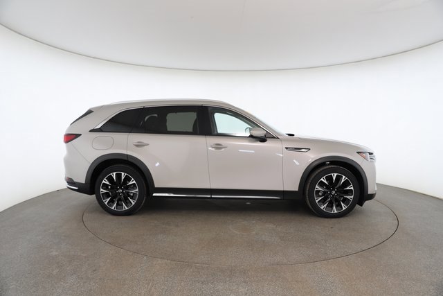 Used 2024 MAZDA CX-90 Plug-In Hybrid w/ Premium Pkg image 22