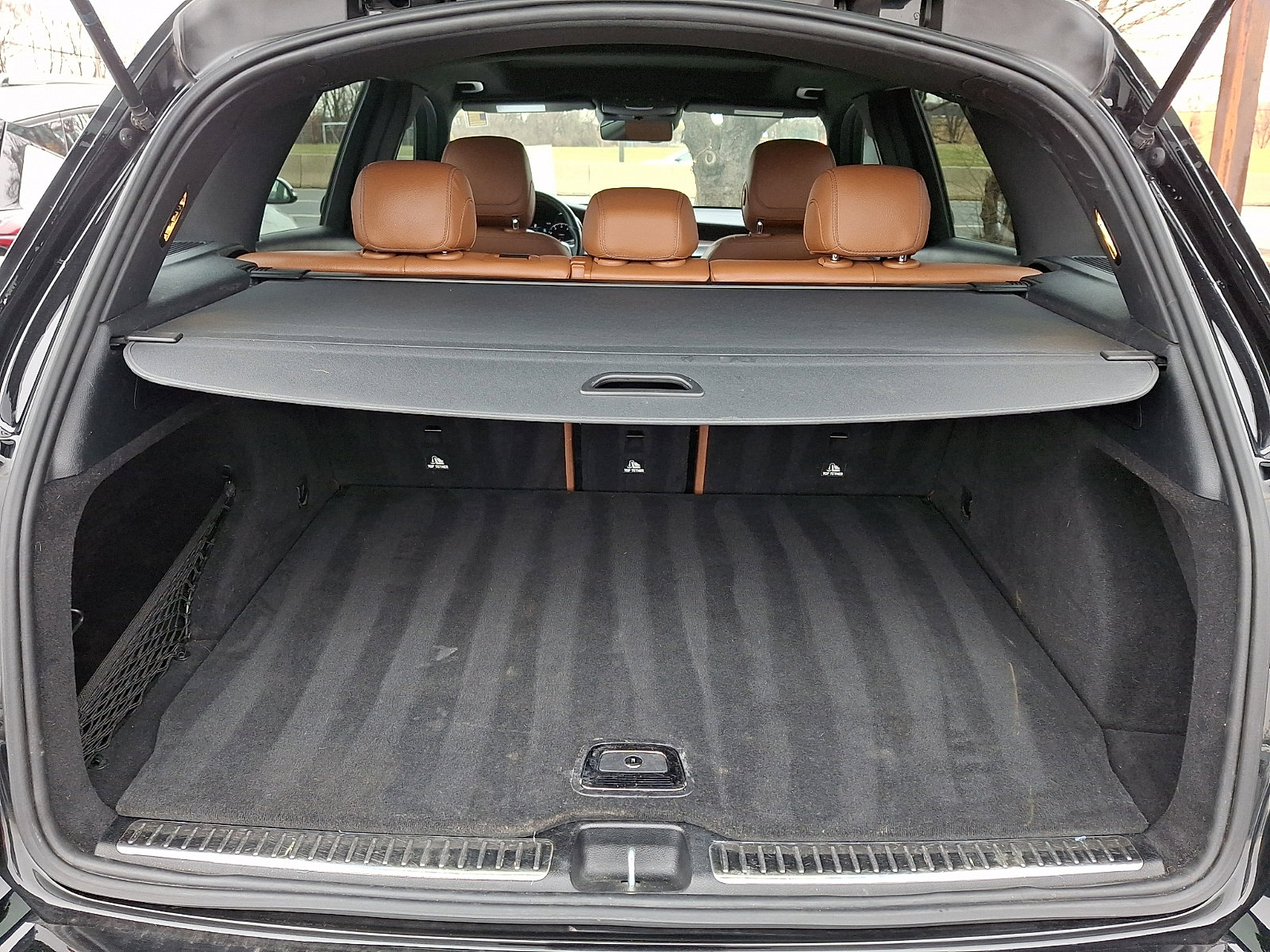 Used 2021 Mercedes-Benz GLC 300 4MATIC image 29