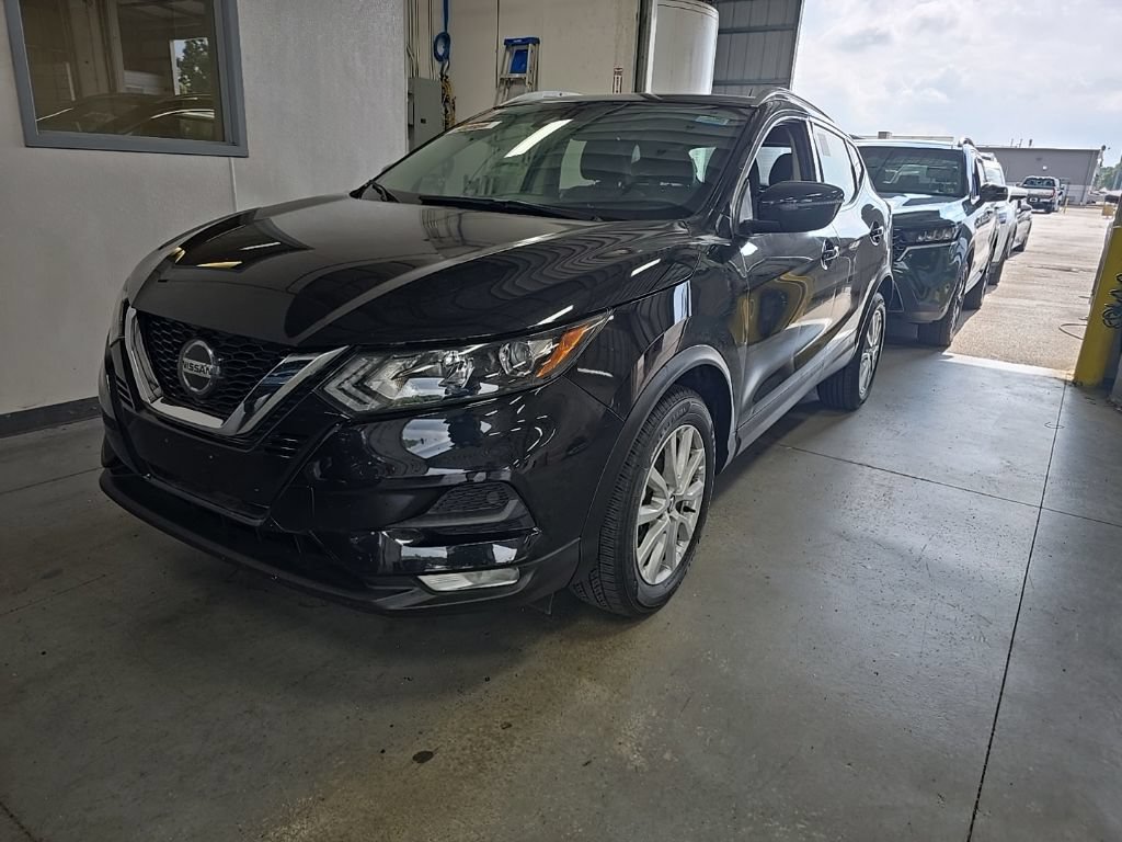 Used 2022 Nissan Rogue Sport SV AWD/4WD image 2