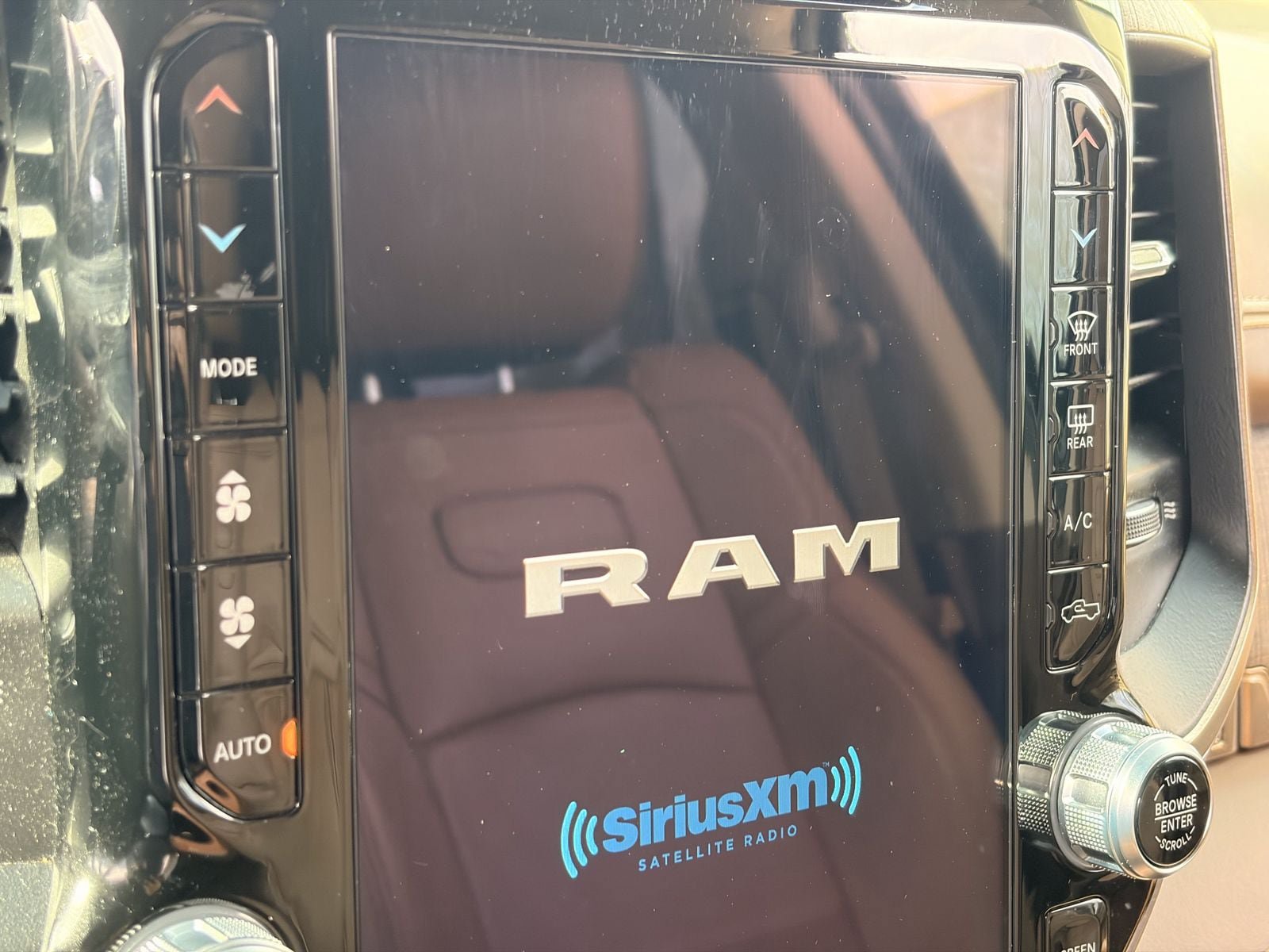 Used 2019 RAM 2500 Limited AWD/4WD image 27