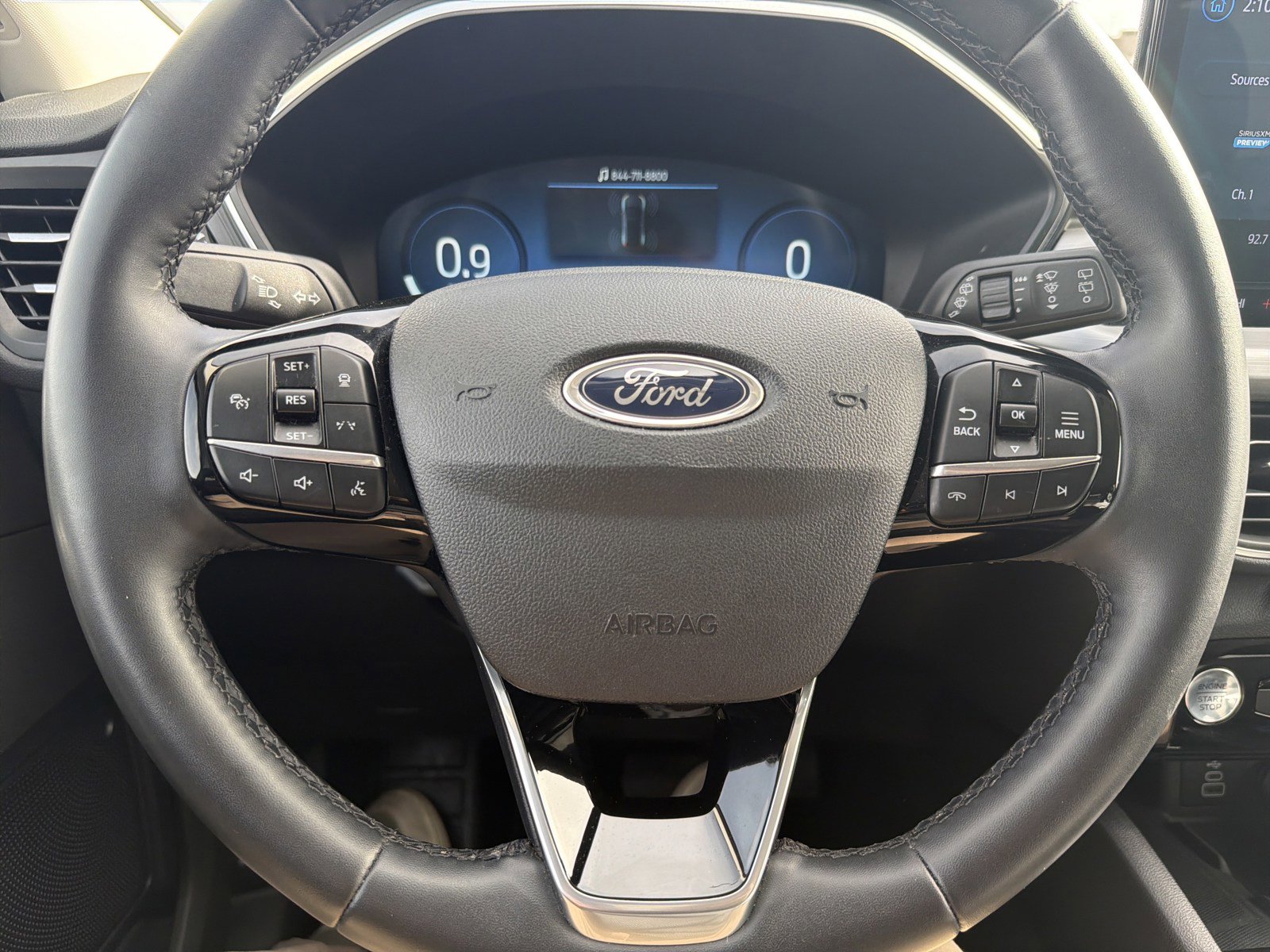 Used 2024 Ford Escape Platinum image 25