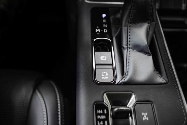 Used 2024 Lexus GX 550 w/ Cold Area Package AWD/4WD image 36