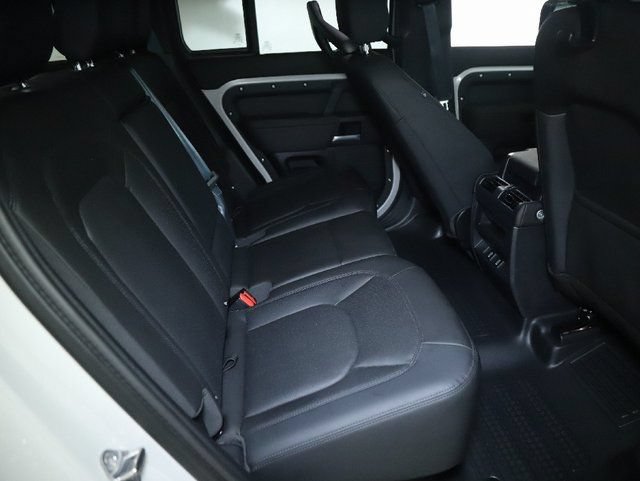 Used 2026 Land Rover Defender 110 S AWD/4WD image 28