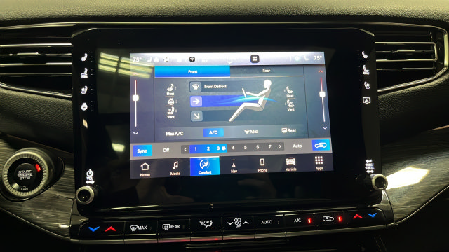 Used 2022 Jeep Wagoneer Series II w/ Premium Group I AWD/4WD image 18
