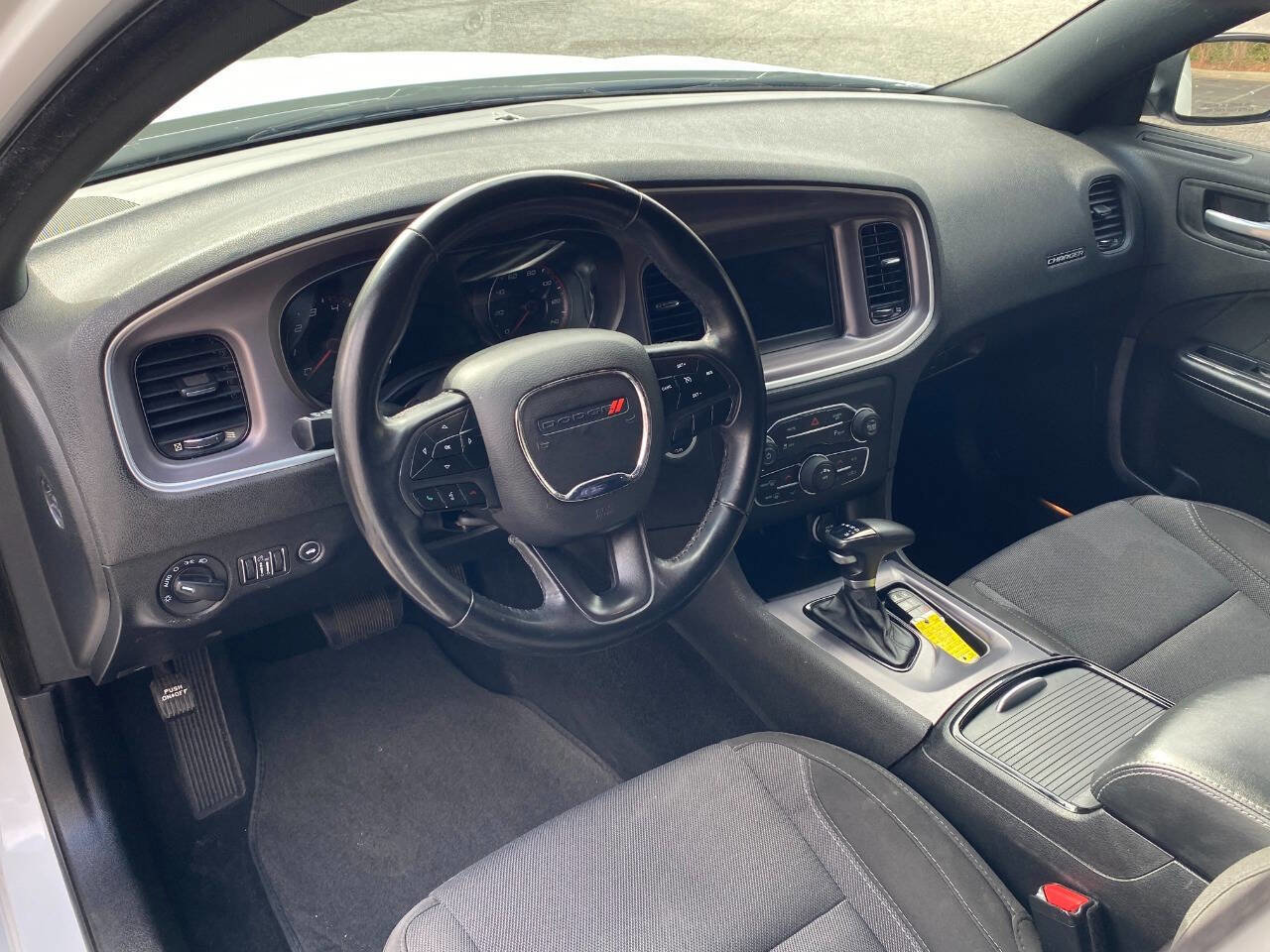 Used 2019 Dodge Charger SXT w/ Blacktop Package image 13