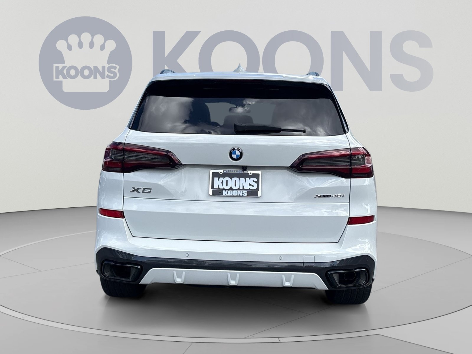 Used 2023 BMW X5 xDrive40i w/ M Sport Package AWD/4WD image 5
