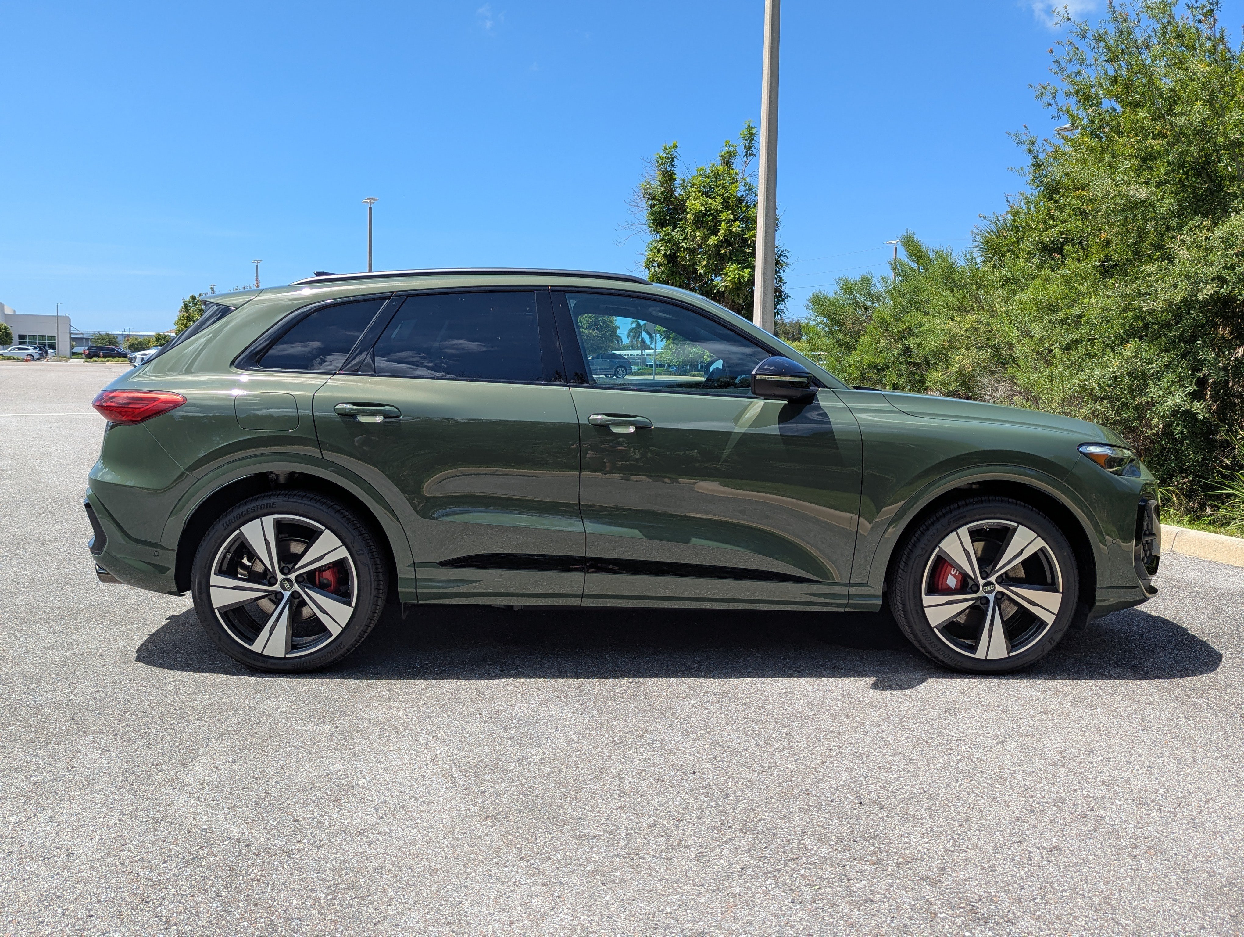 New 2026 Audi SQ5 Premium Plus AWD/4WD image 8