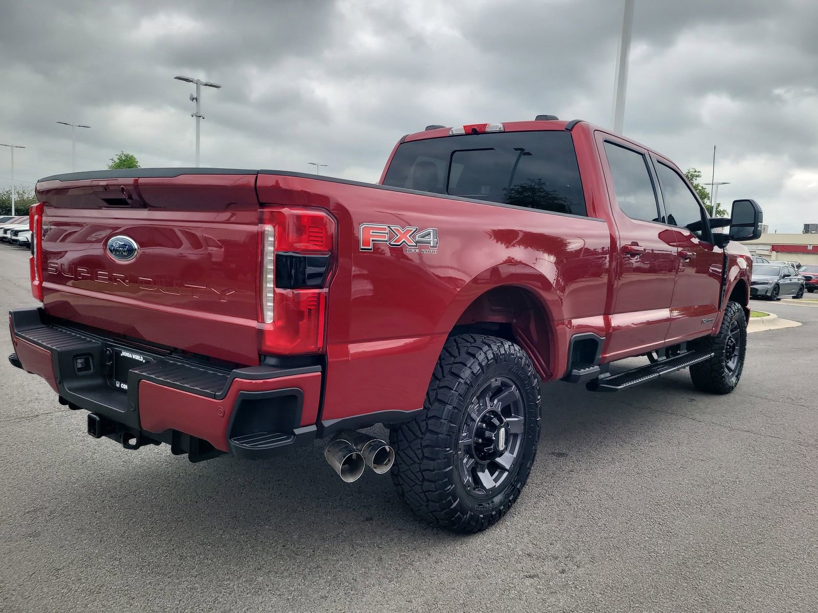 Used 2024 Ford F350 Lariat w/ Lariat Ultimate Package AWD/4WD image 3