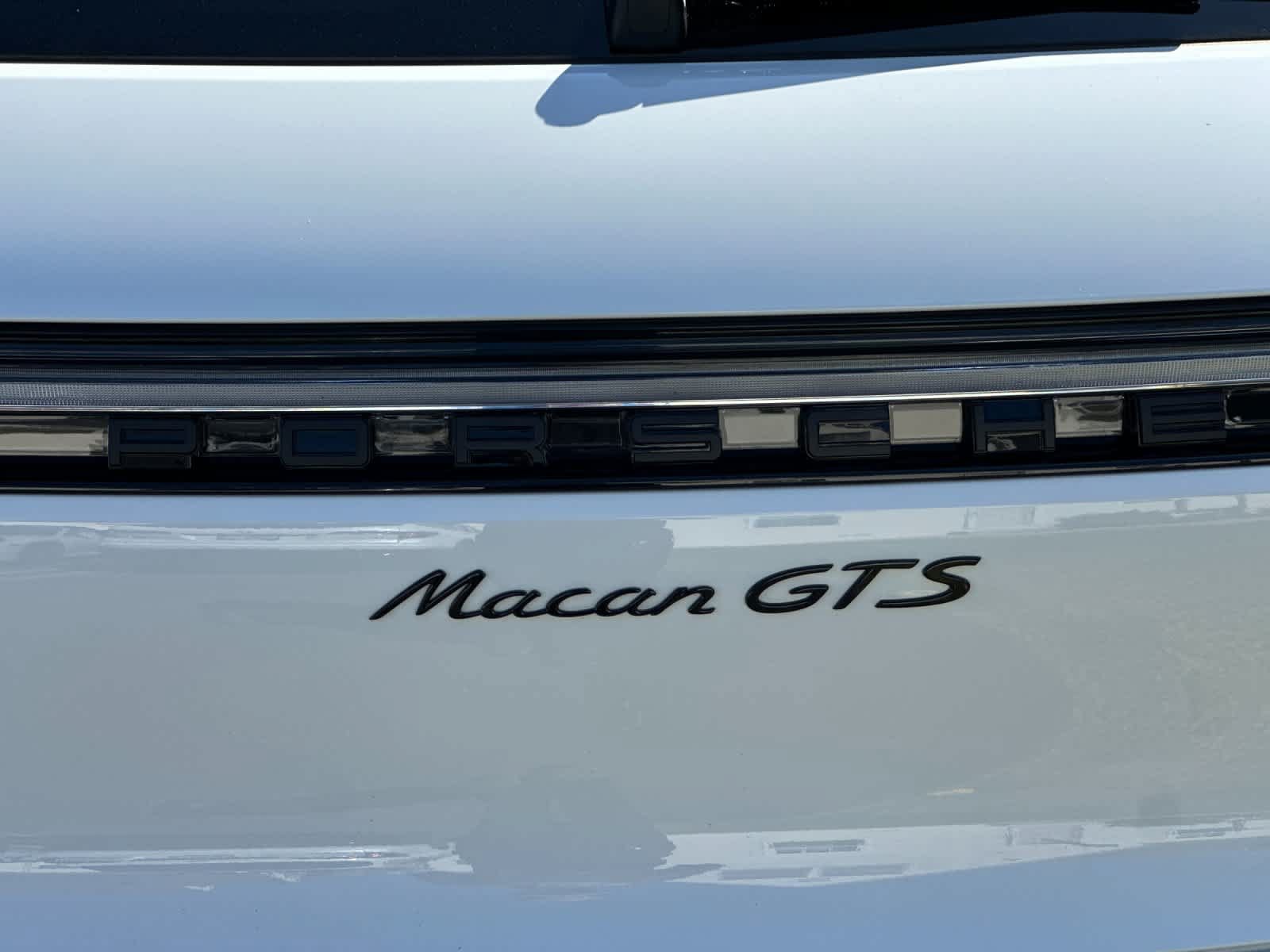 New 2026 Porsche Macan GTS AWD/4WD image 31