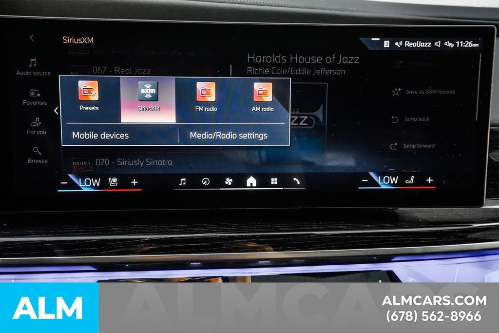 Used 2026 BMW 740i w/ Premium Package RWD image 36