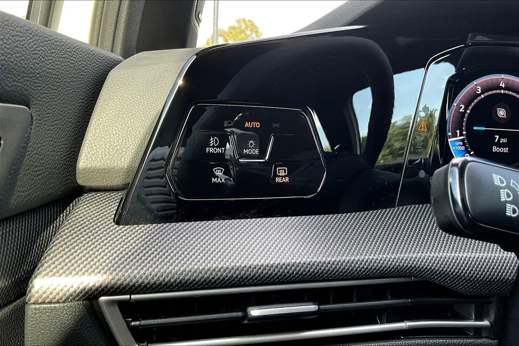 New 2026 Volkswagen GTI SE image 14