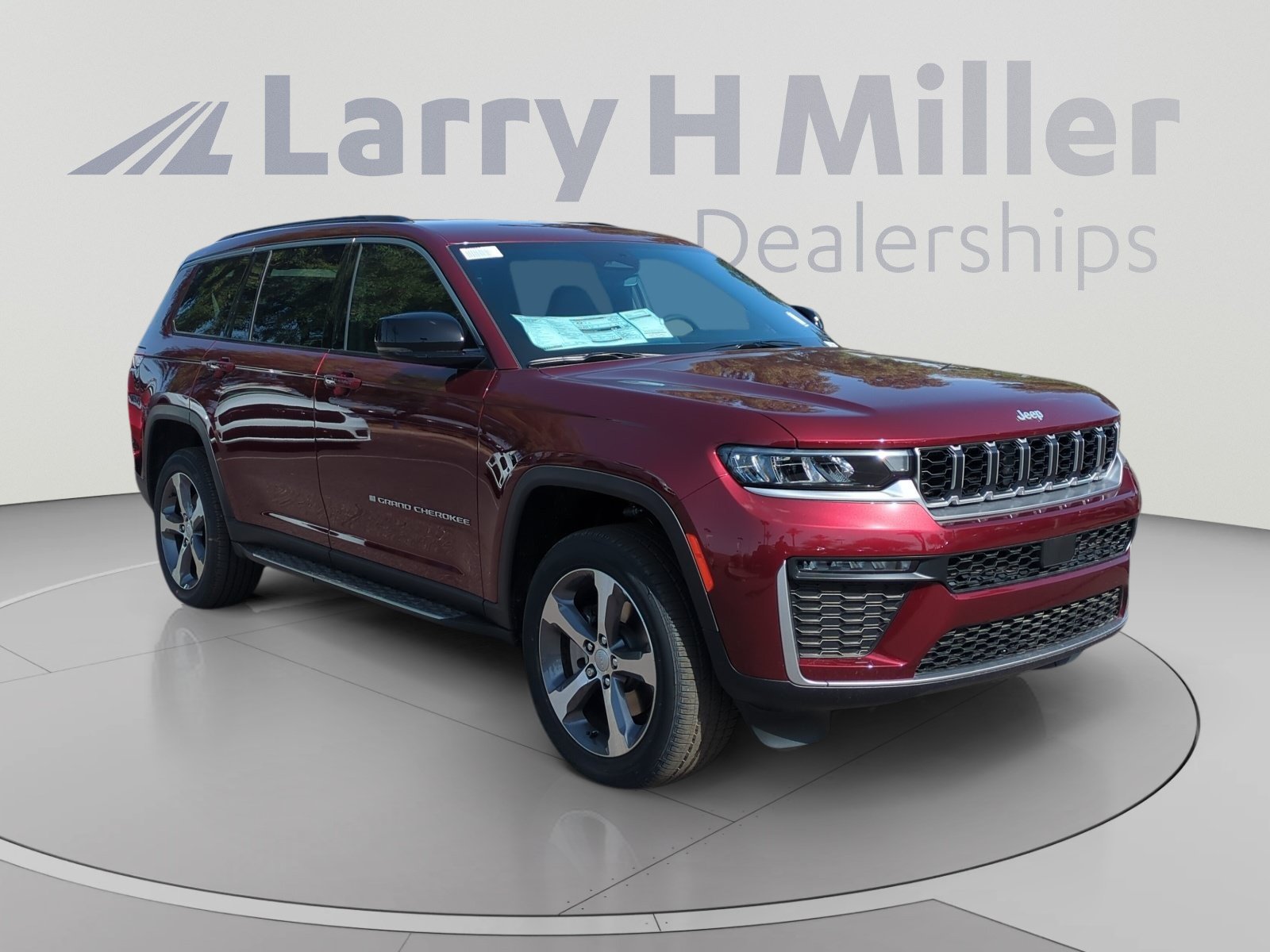 New 2026 Jeep Grand Cherokee L Limited AWD/4WD image 7