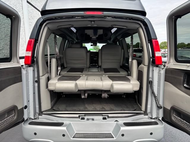 Used 2020 GMC Savana 2500 Extended w/ Enhanced Convenience Package RWD image 13