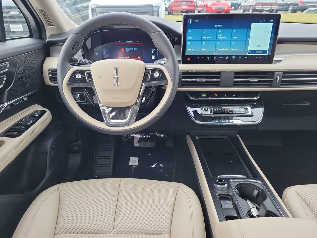 New 2026 Lincoln Corsair Premiere image 12