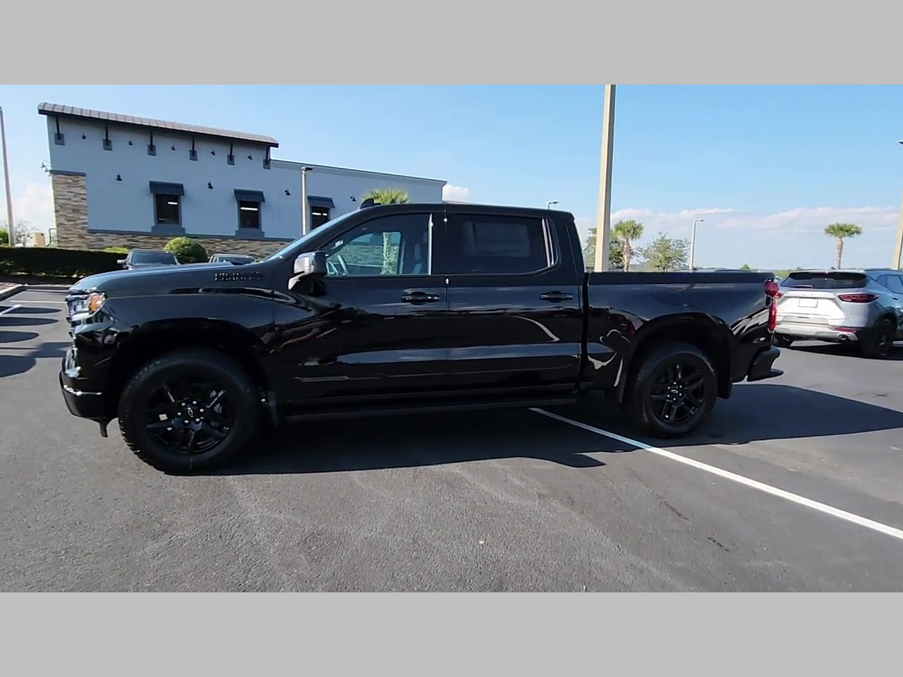 New 2026 Chevrolet Silverado 1500 High Country w/ Midnight Edition image 19