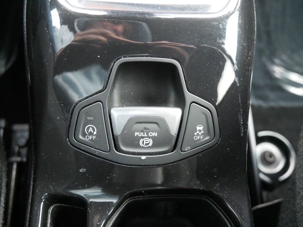 Used 2022 Jeep Renegade Altitude w/ Convenience Group image 17